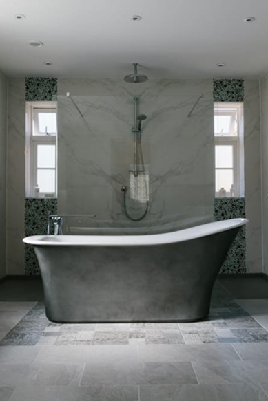 Porcelain-Statuario-Bookend-Shower-Walls-and-Silestone-Chrome 1