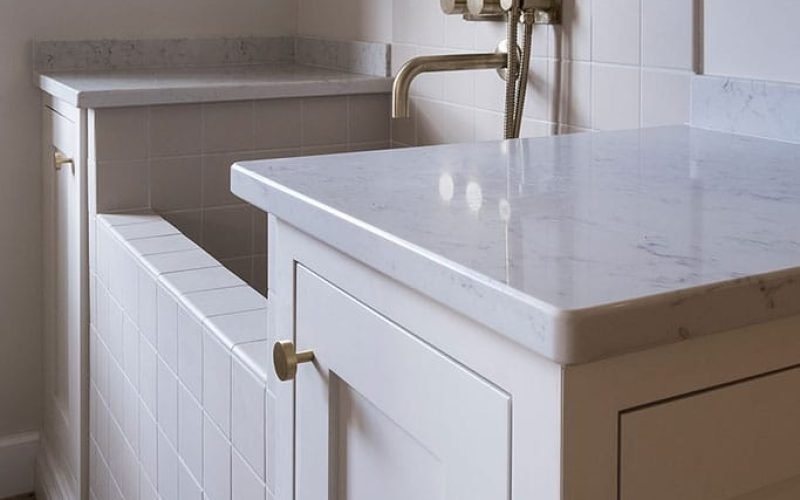 marble bathroom floors